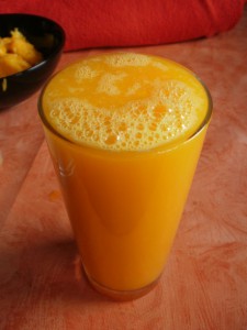 Orangen-Mango-Saft