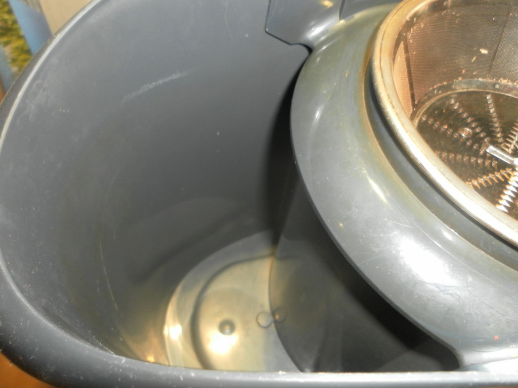 Zentrifuge und Tresterbehälter des Moulinex JU650G